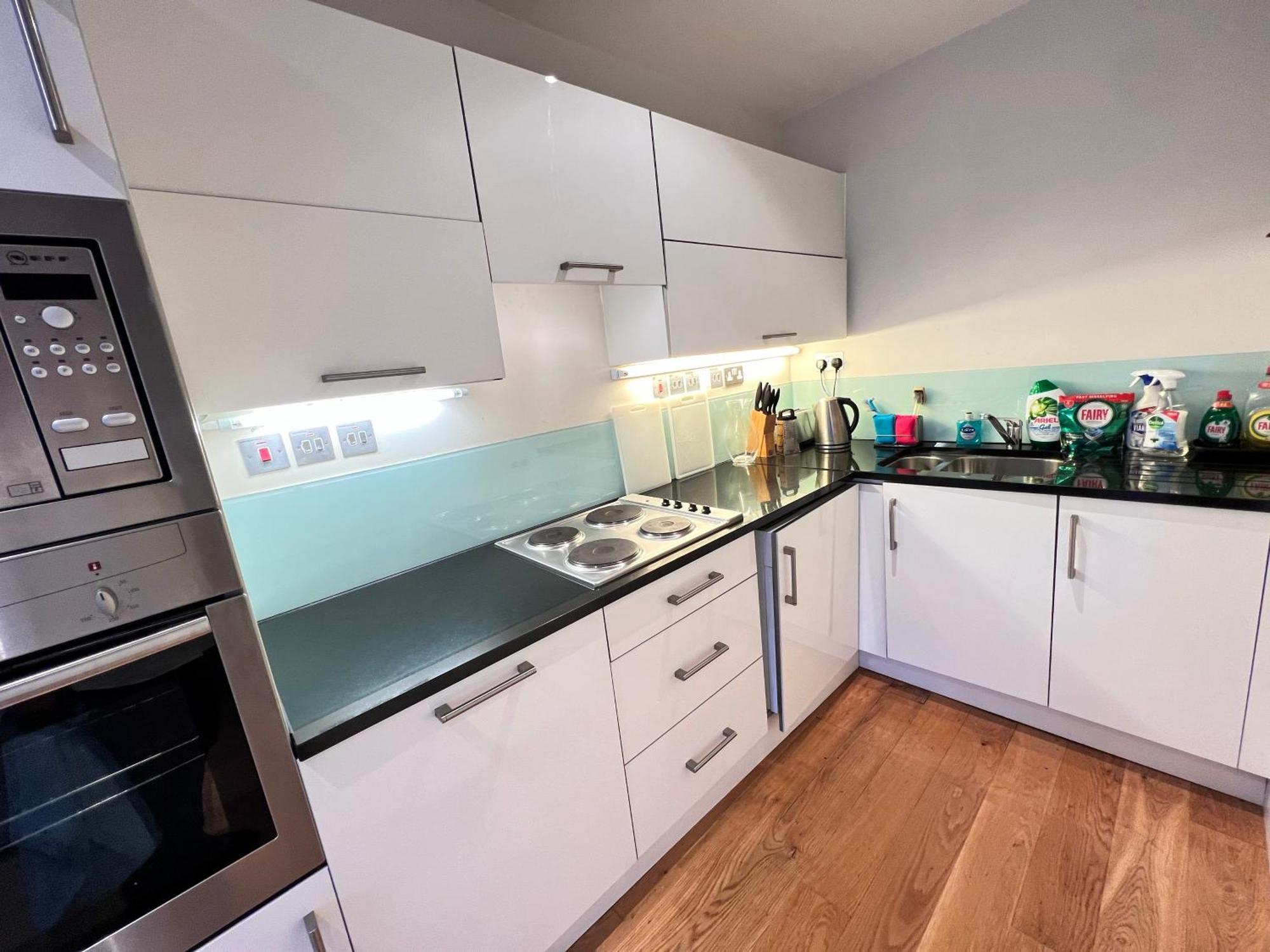 Deluxe Central Entire Flat At Farringdon Station 런던 외부 사진