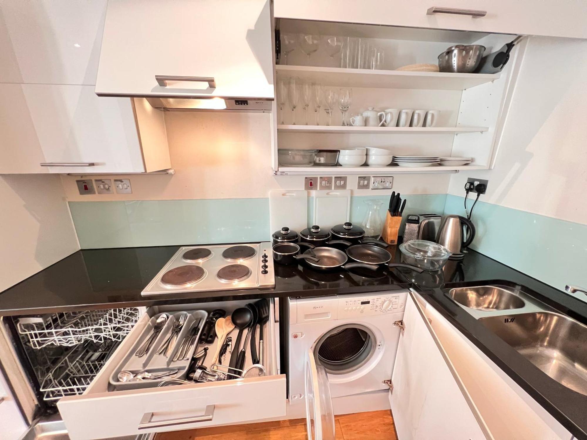 Deluxe Central Entire Flat At Farringdon Station 런던 외부 사진